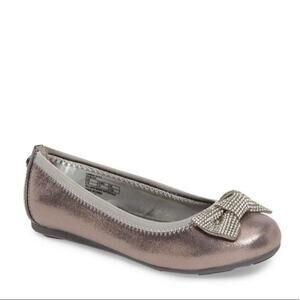 Stuart Weitzman Girls Fannie Glitzy Ballet Flat Pewter Gray Size 3